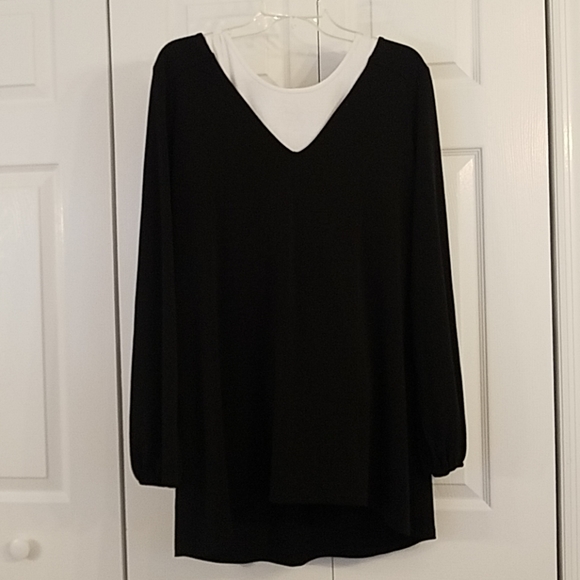 Black Cross-back Top - Picture 3 of 7